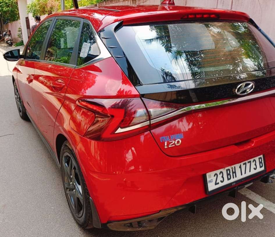 Hyundai I20 Sportz 1.2 Ivt Dual Tone, 2023, Petrol