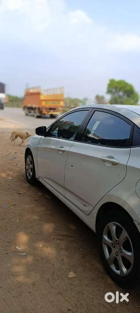 Hyundai Verna 2012 Diesel 136000 Km Driven
