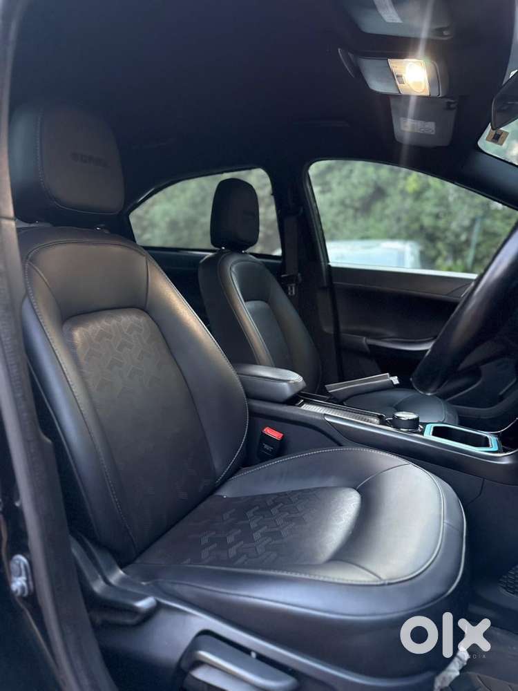 Tata Nexon Ev Xz Plus, 2022, Electric