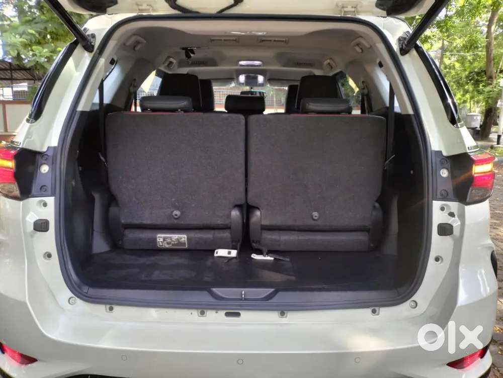 Toyota Fortuner Legender 2022 Diesel 36000 Km Driven