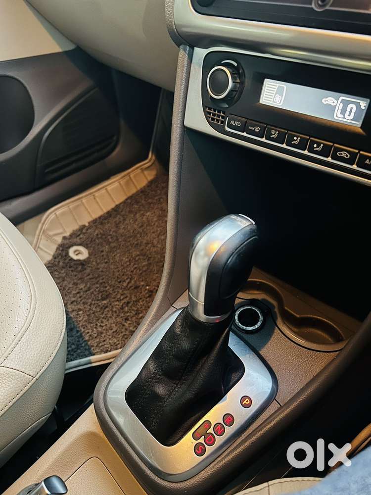 Volkswagen Vento 1.2l Tsi Highline Plus At Petrol, 2018, Petrol