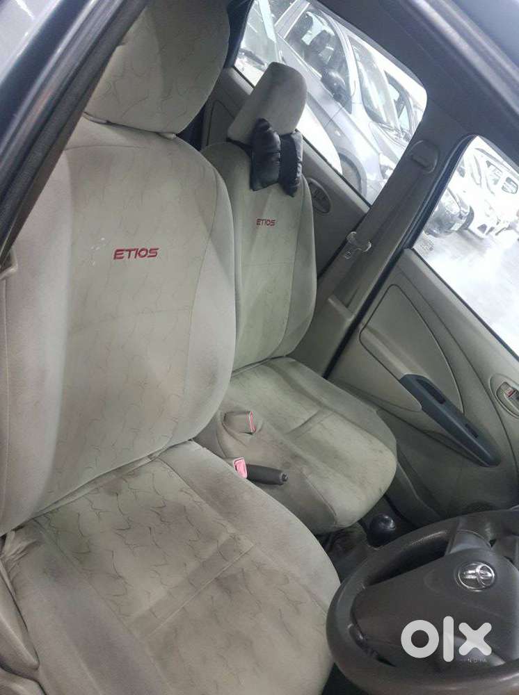 Toyota Etios Liva, 2015, Petrol