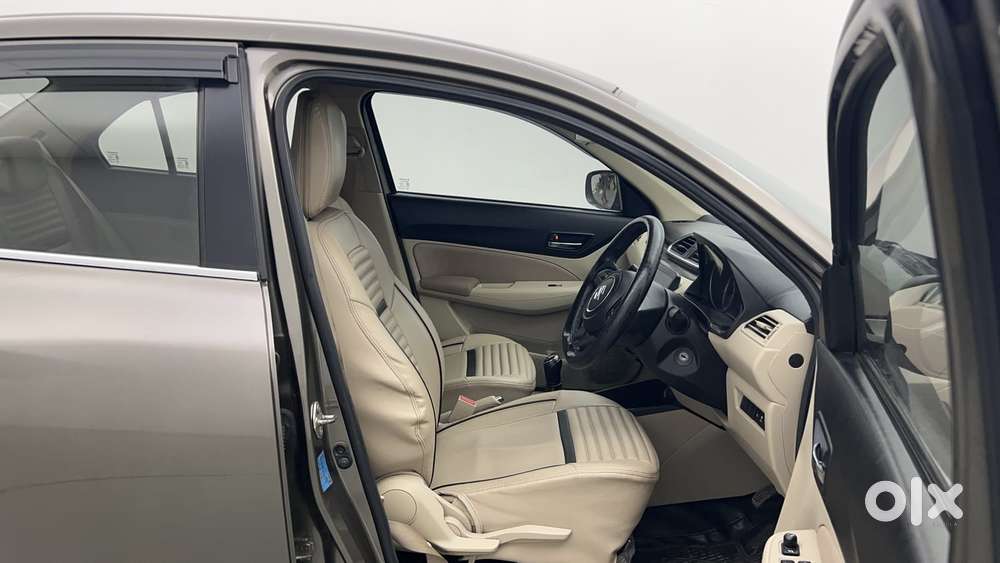 Maruti Suzuki Dzire 1.2 Vxi, 2023, Petrol