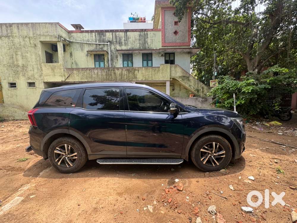 Mahindra Xuv700 2022 Year Petrol Manual Car