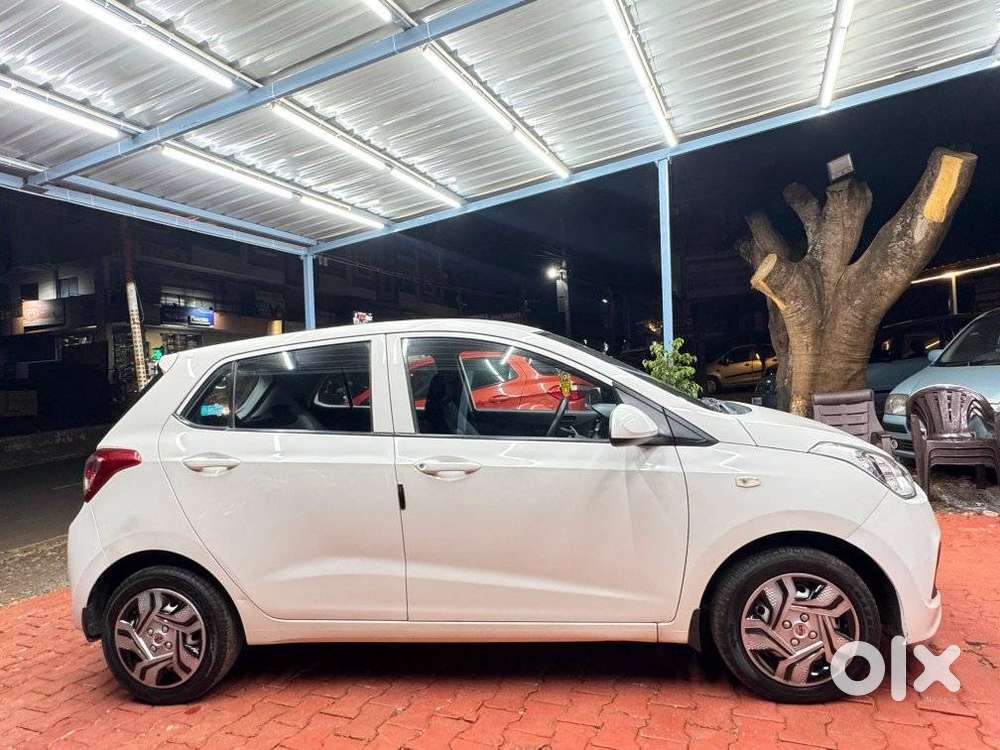 Hyundai Grand I10 2016-2017 Era, 2015, Petrol