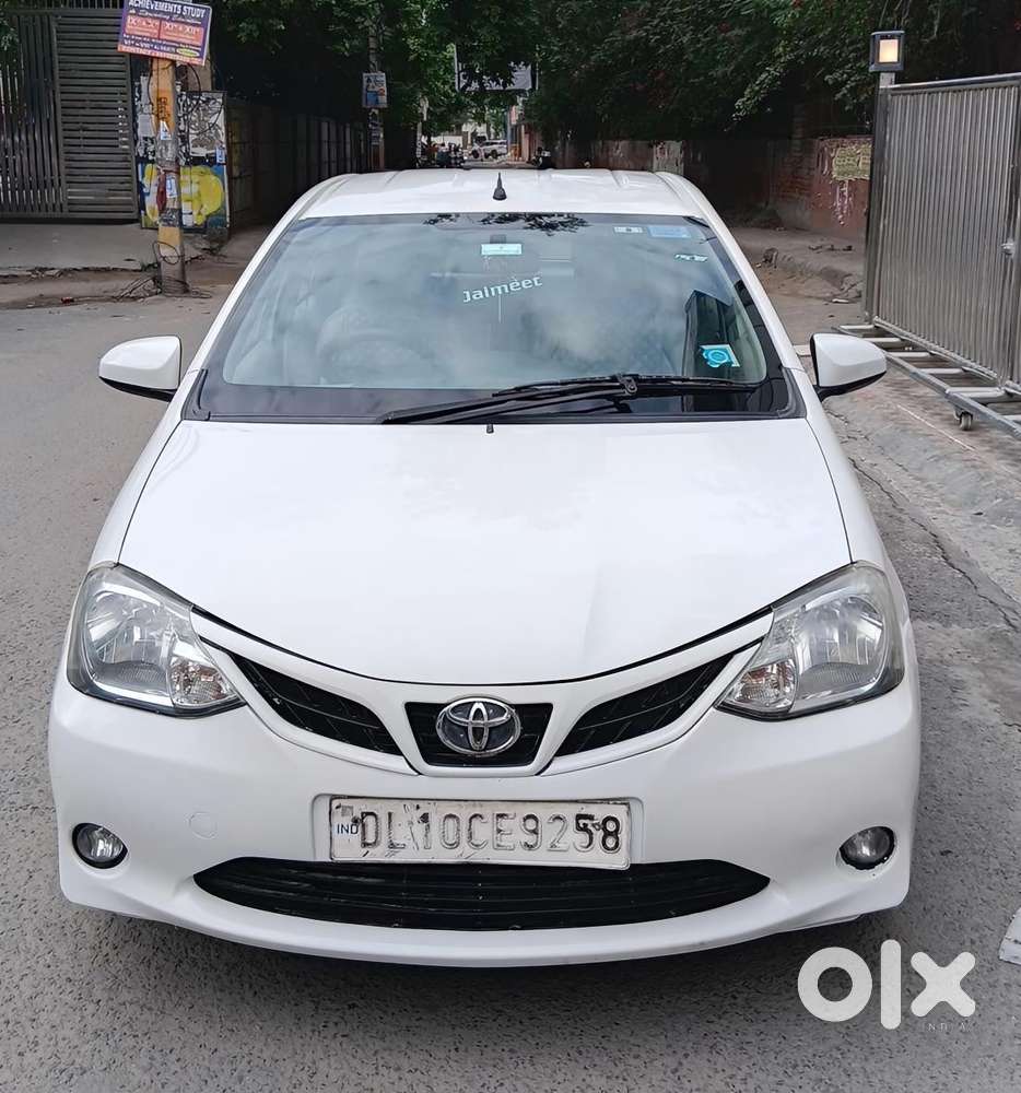 Toyota Etios Liva G Exclusive, 2015, Petrol