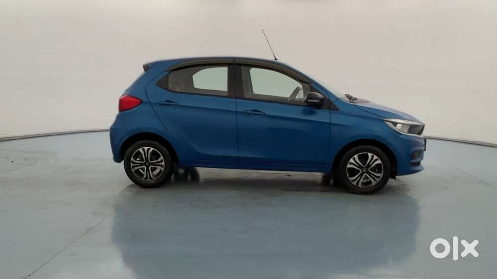 Tata Tiago 1.2 Revotron Xt Option, 2024, Petrol