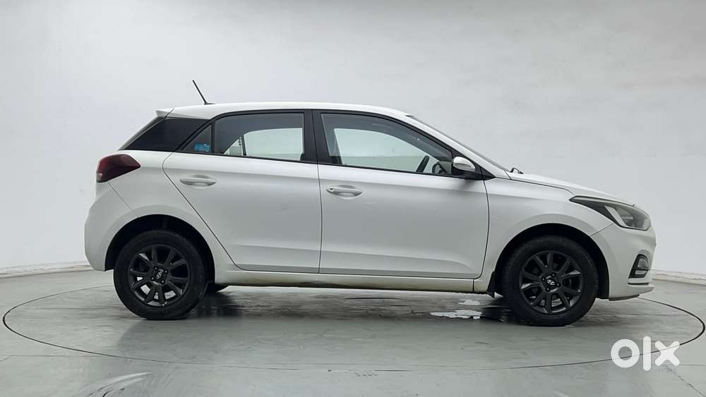 Hyundai Elite I20 Sportz Plus, 2020, Petrol