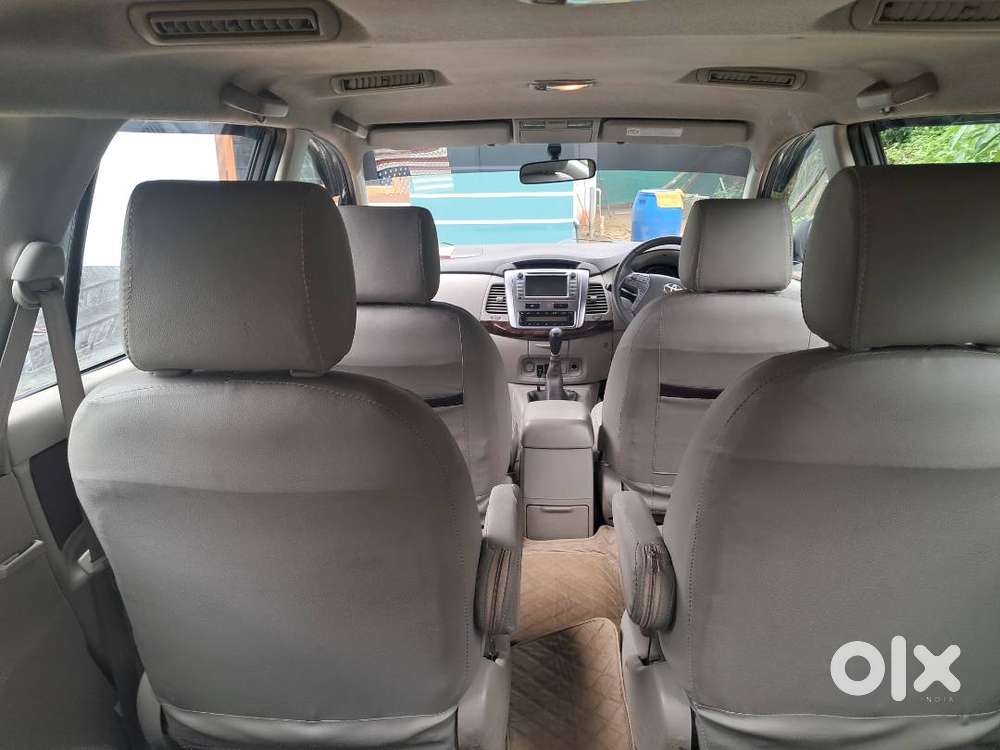 Toyota Innova 2014 Diesel 277600 Km