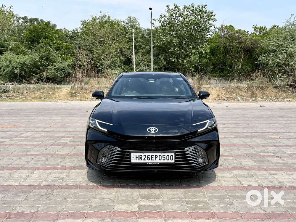 Toyota Camry Hybrid, 2025, Cng & Hybrids