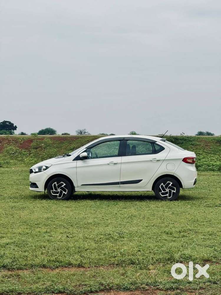 Tata Tigor, 2018, Petrol