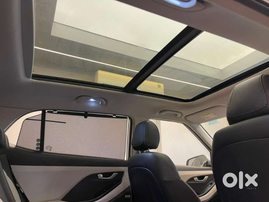Hyundai Creta Sx (o) 1.5 Petrol Cvt, 2023, Petrol