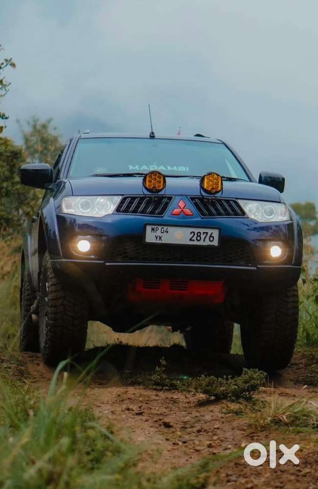 Mitsubishi Pajero Sport 2014