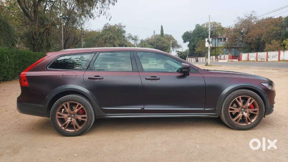 Volvo V90 Cross Country D5 Inscription, 2018, Diesel