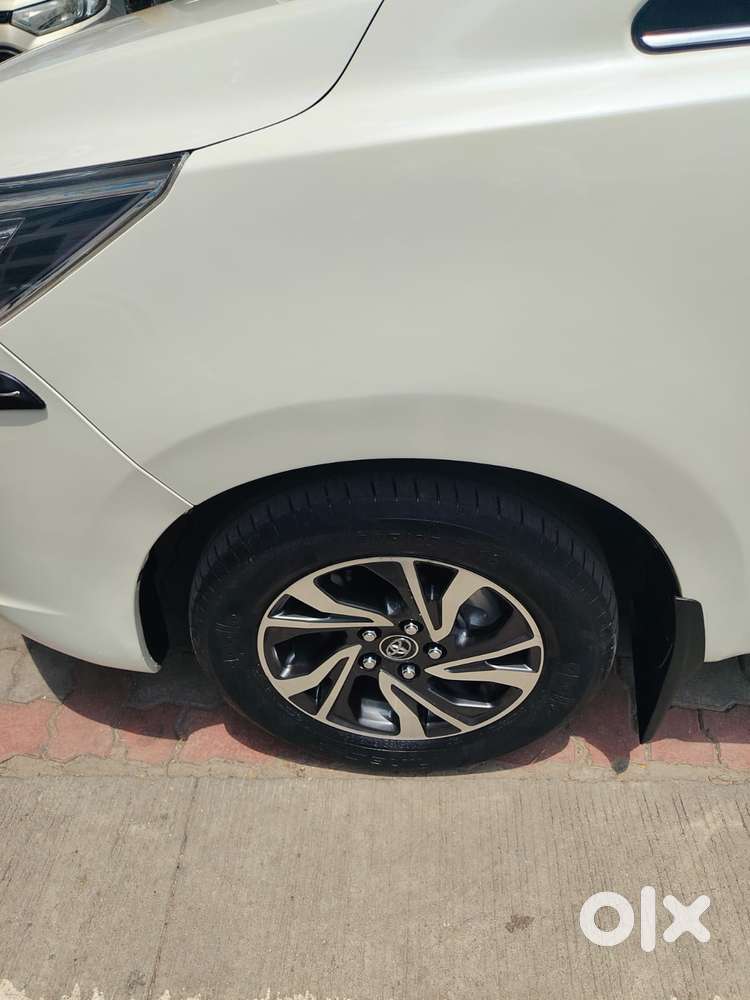 Toyota Innova Crysta 2.4 V 8 Str, 2022, Diesel
