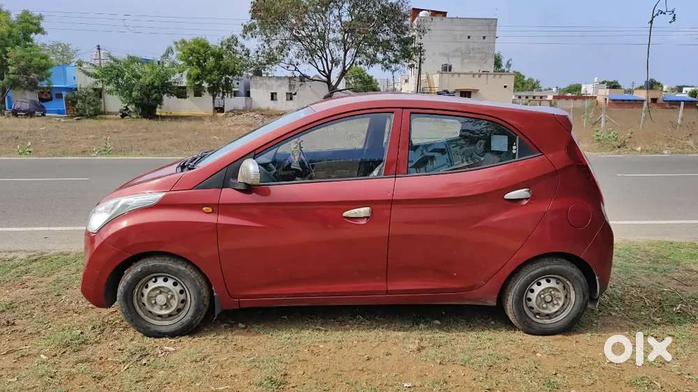 Hyundai Eon 2014 Lpg 74000 Km Driven