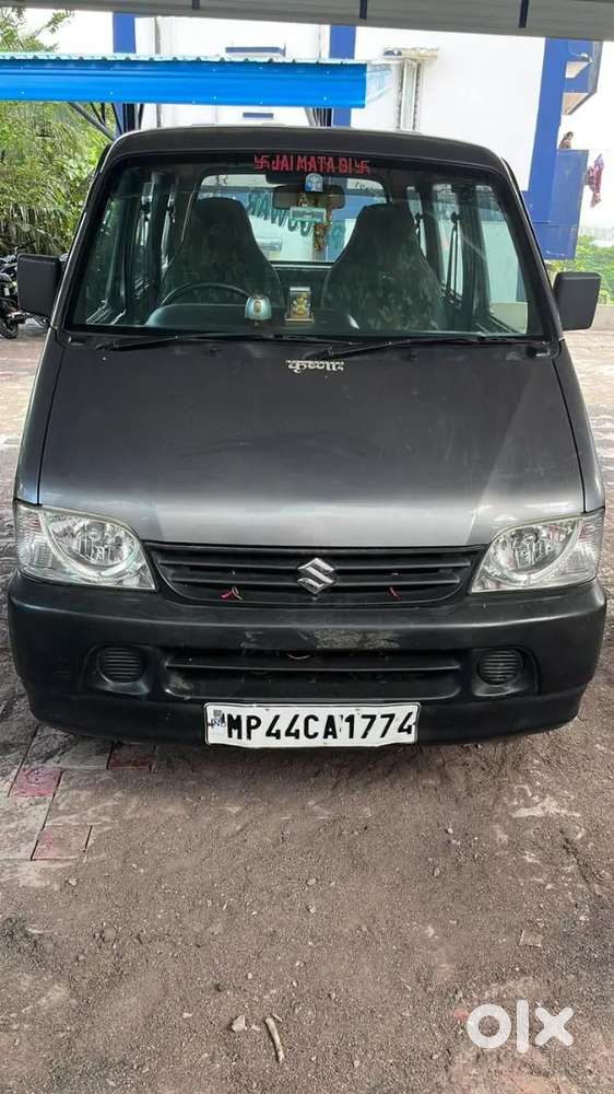 I Want To Buy New Sedan Car