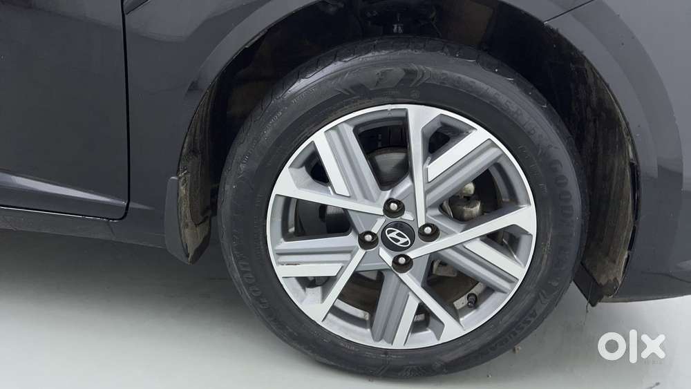 Hyundai Verna 1.5 Sx (o) Vtvt Ivt, 2023, Petrol