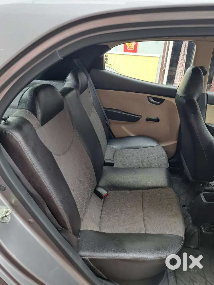 Hyundai Eon 0.8 Sportz 2012 Model