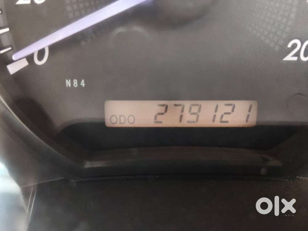 Toyota Innova 2.5 G (diesel) 8 Seater, 2012, Diesel