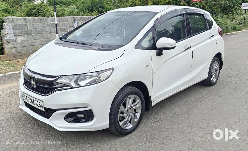 Honda Jazz V Automatic, 2021, Petrol