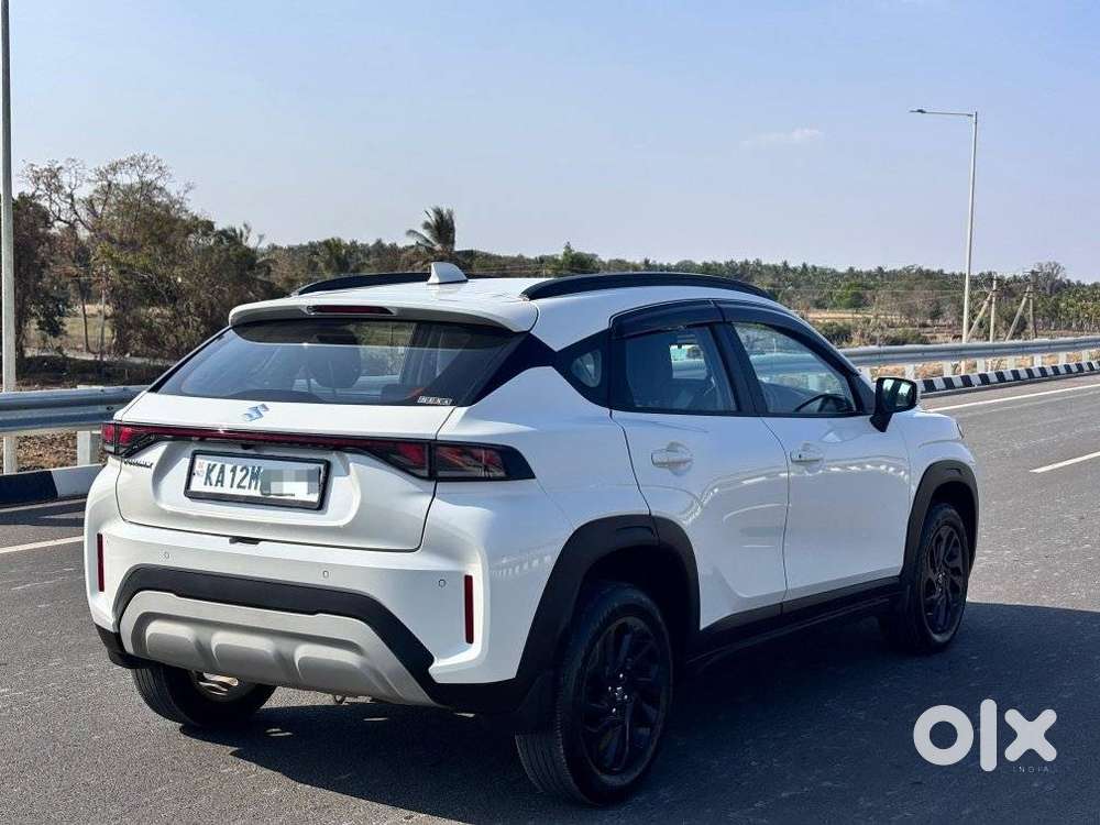 Maruti Suzuki Fronx Delta Plus 1.2l Mt, 2024, Petrol