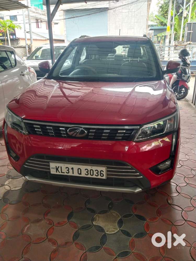Mahindra Xuv300 W8, 2021, Petrol