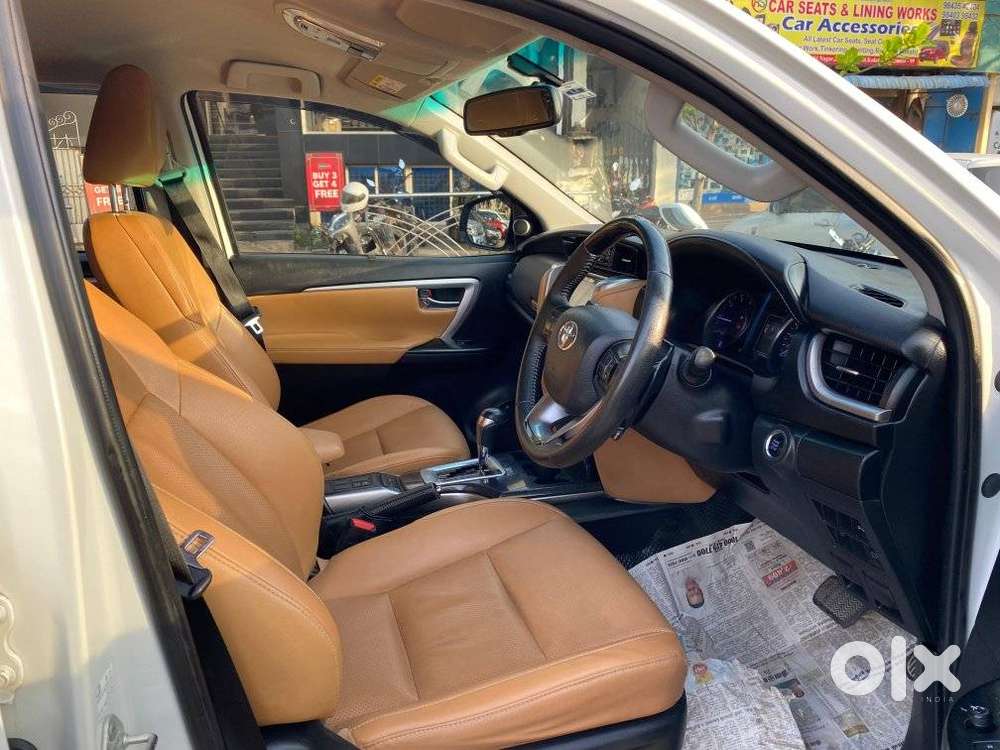 Toyota Fortuner 4x4 At, 2023, Diesel