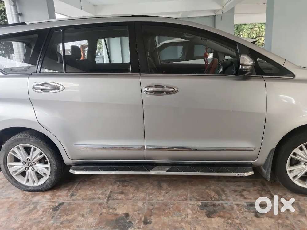 Toyota Innova Crysta 2018 Diesel 150000 Km Driven