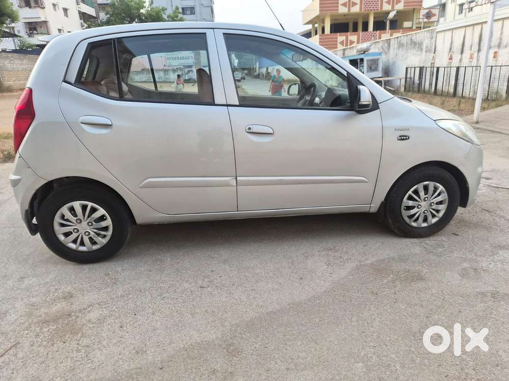 Hyundai I10 Sportz At, 2013, Petrol