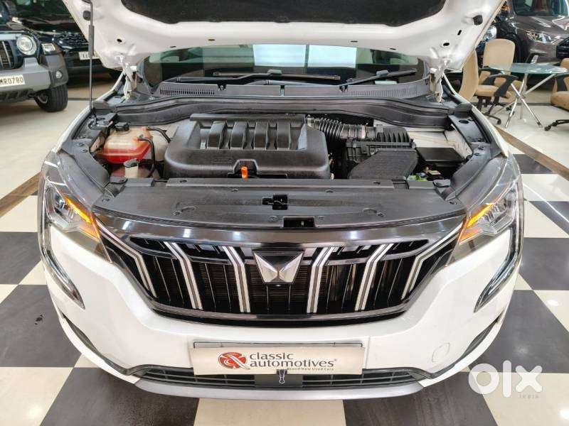 Mahindra Xuv700 2.0 Ax 7 Petrol At Str, 2023, Petrol