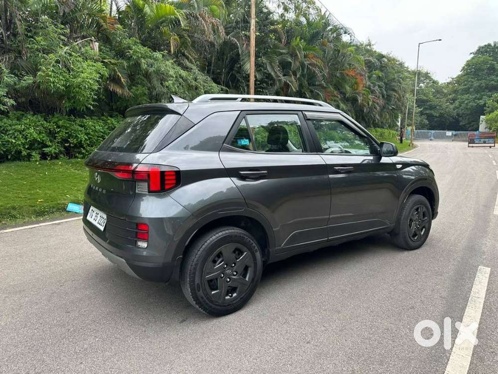 Hyundai Venue S 1.2 Petrol, 2024, Petrol
