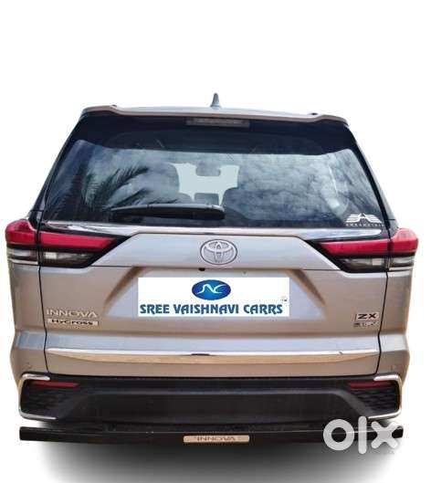 Toyota Innova Hycross 2.0 Zx Hybrid 7 Str, 2025, Petrol