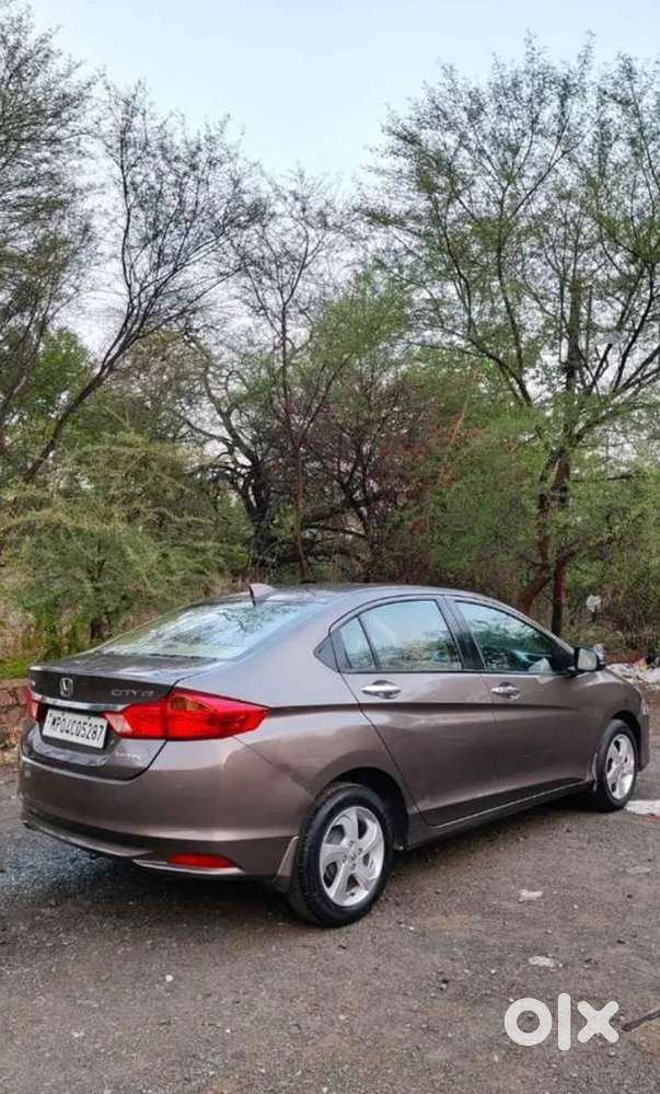 Honda City V Mt 2016