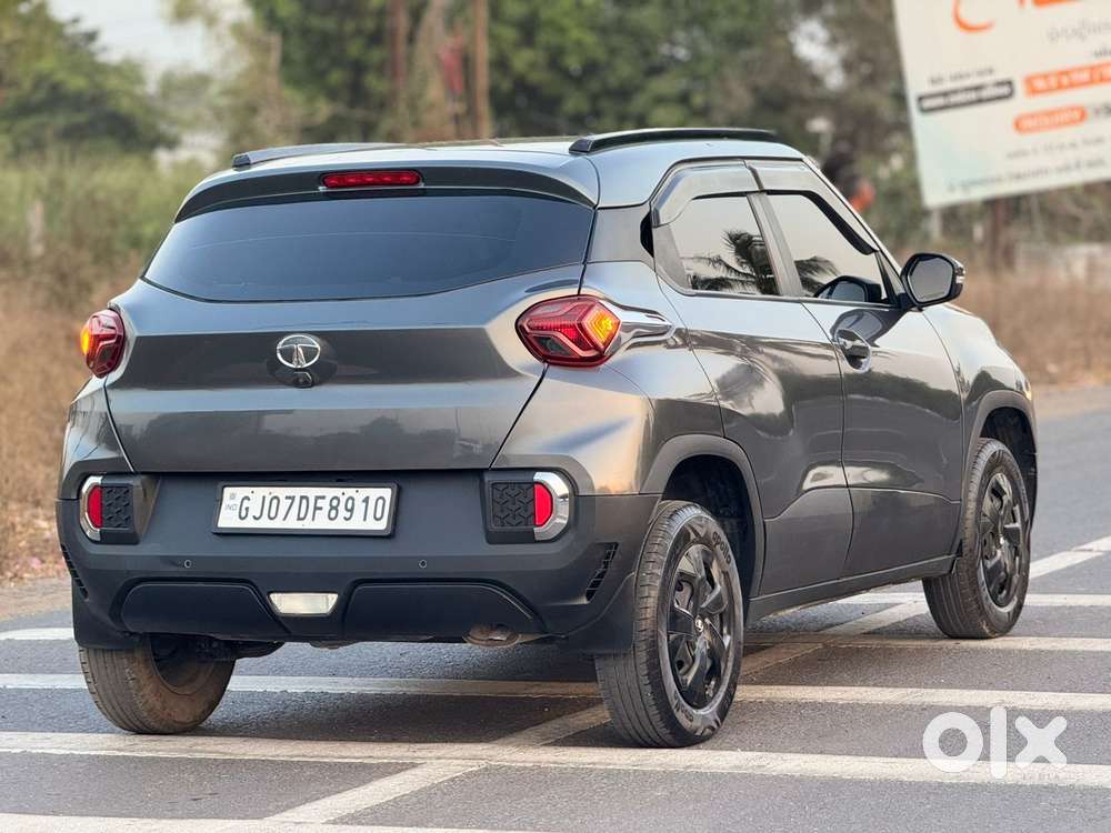 Tata Punch Camo Adventure Mt, 2023, Petrol