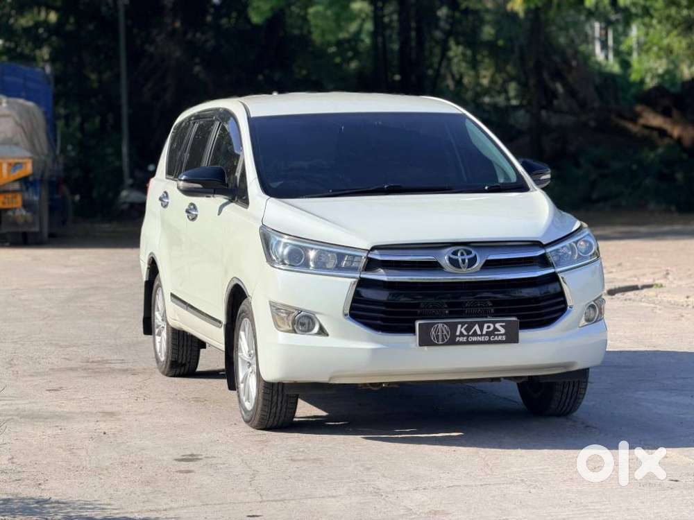 Toyota Innova Crysta 2.8z Automatic, 2016, Diesel