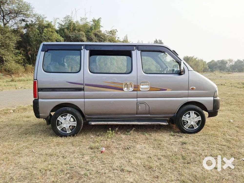Maruti Suzuki Eeco 7 Seater Standard, 2017