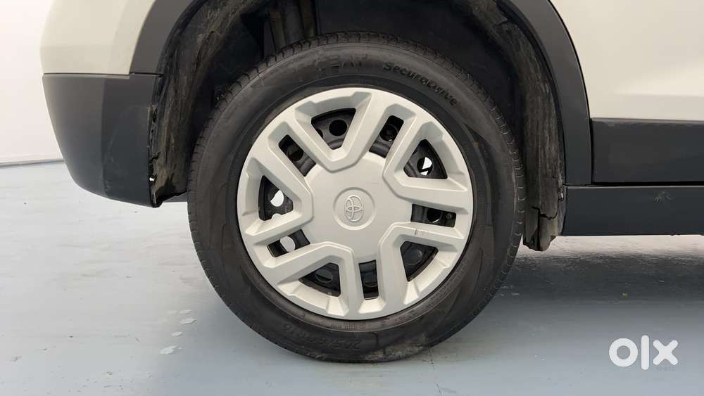 Toyota Urban Cruiser Cruiser Mid, 2022, Cng & Hybrids