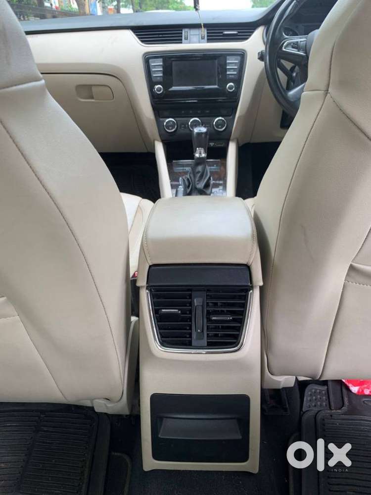 Skoda Octavia 1.8 Elegance Tsi At, 2014, Petrol