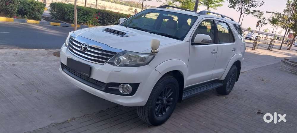 Toyota Fortuner 3.0 4x2 Automatic, 2015, Diesel