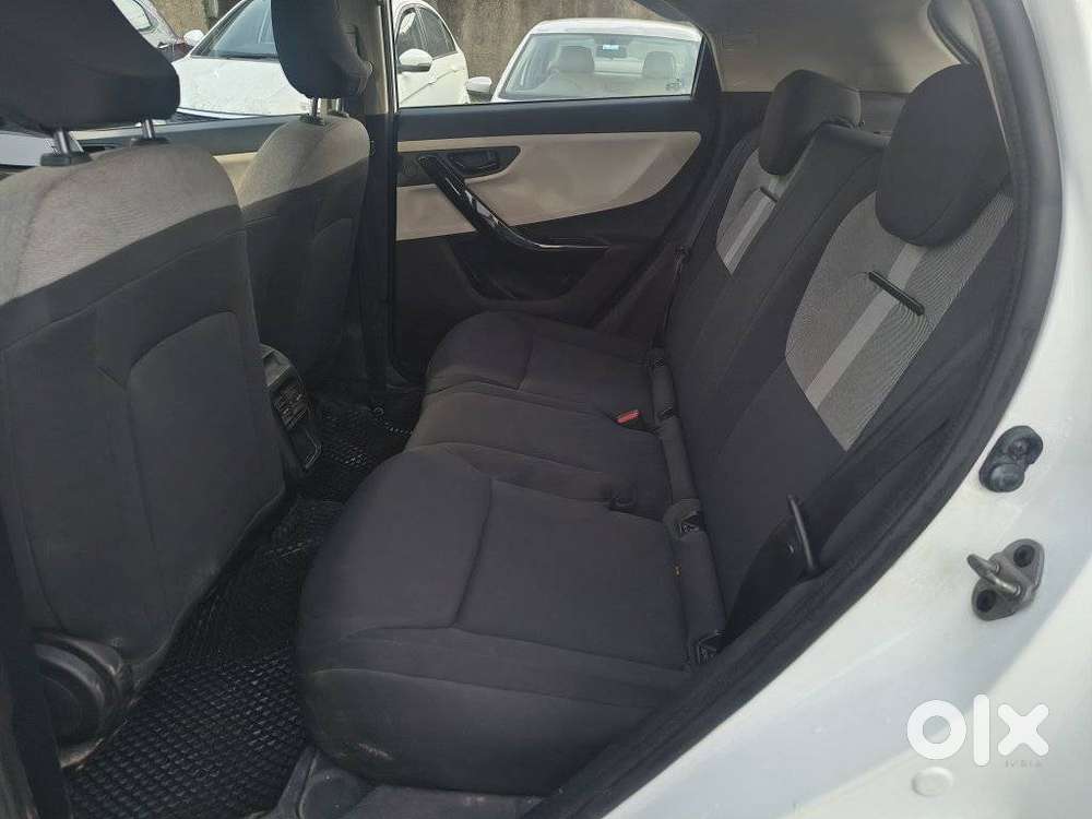 Tata Nexon Pure 1.2 S Revotron Petrol 6 Mt, 2023, Petrol