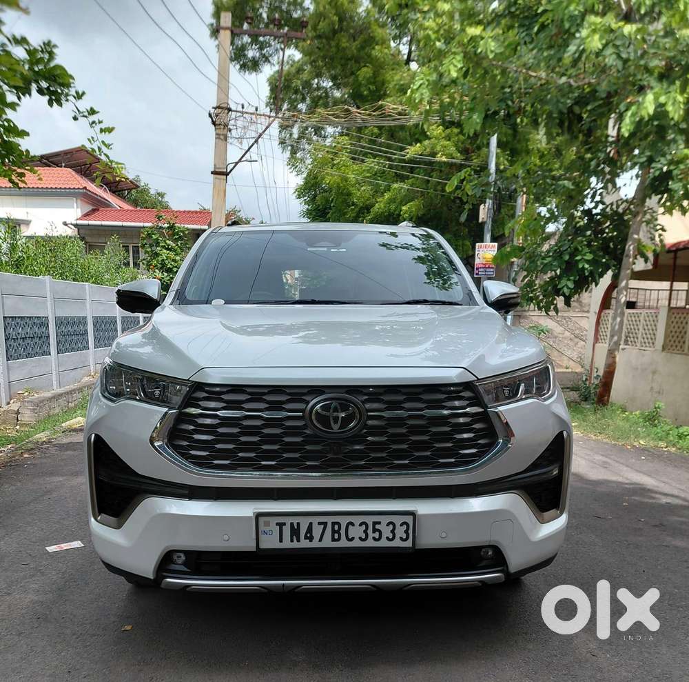 Toyota Innova Hycross 2.0 Zx (o) Hybrid 7 Str, 2024, Petrol
