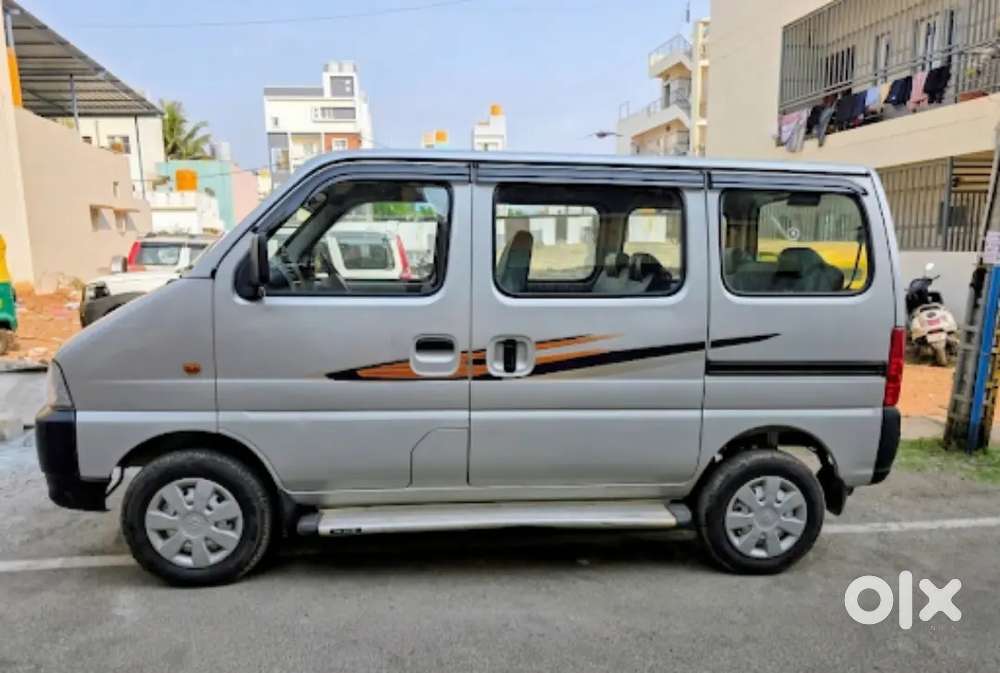 Maruti Suzuki Eeco 2022 Petrol Well Maintained
