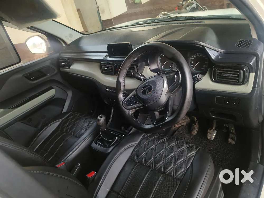 Good Condition Car New Jaisi Dealer Dur Rhe