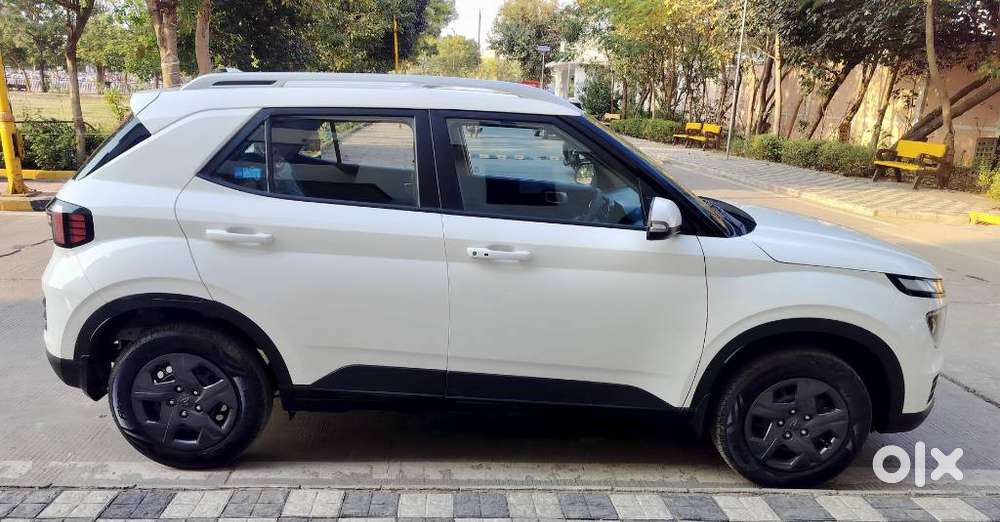 Hyundai Venue Sx, 2023, Petrol