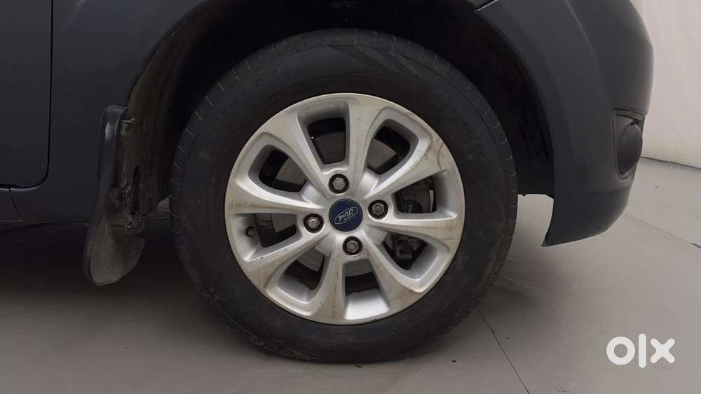 Ford Figo 1.2 Duratec Petrol Titanium, 2012, Petrol