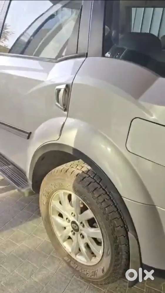 Mahindra Xuv500 2016