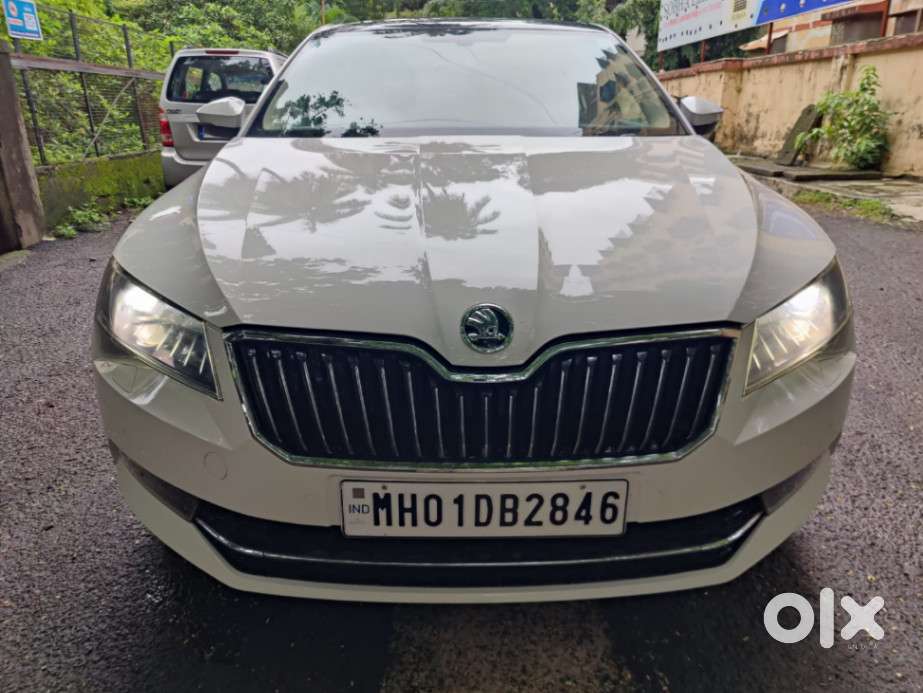 Skoda Superb Style 1.8 Tsi At, 2018, Petrol