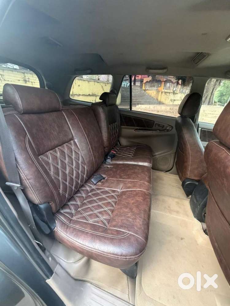 Toyota Innova 2.5 G (diesel) 7 Seater, 2015, Diesel