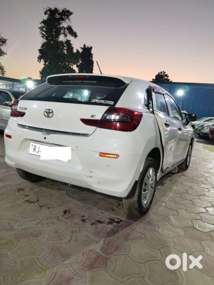 Toyota Glanza 1.2 E, 2023, Petrol